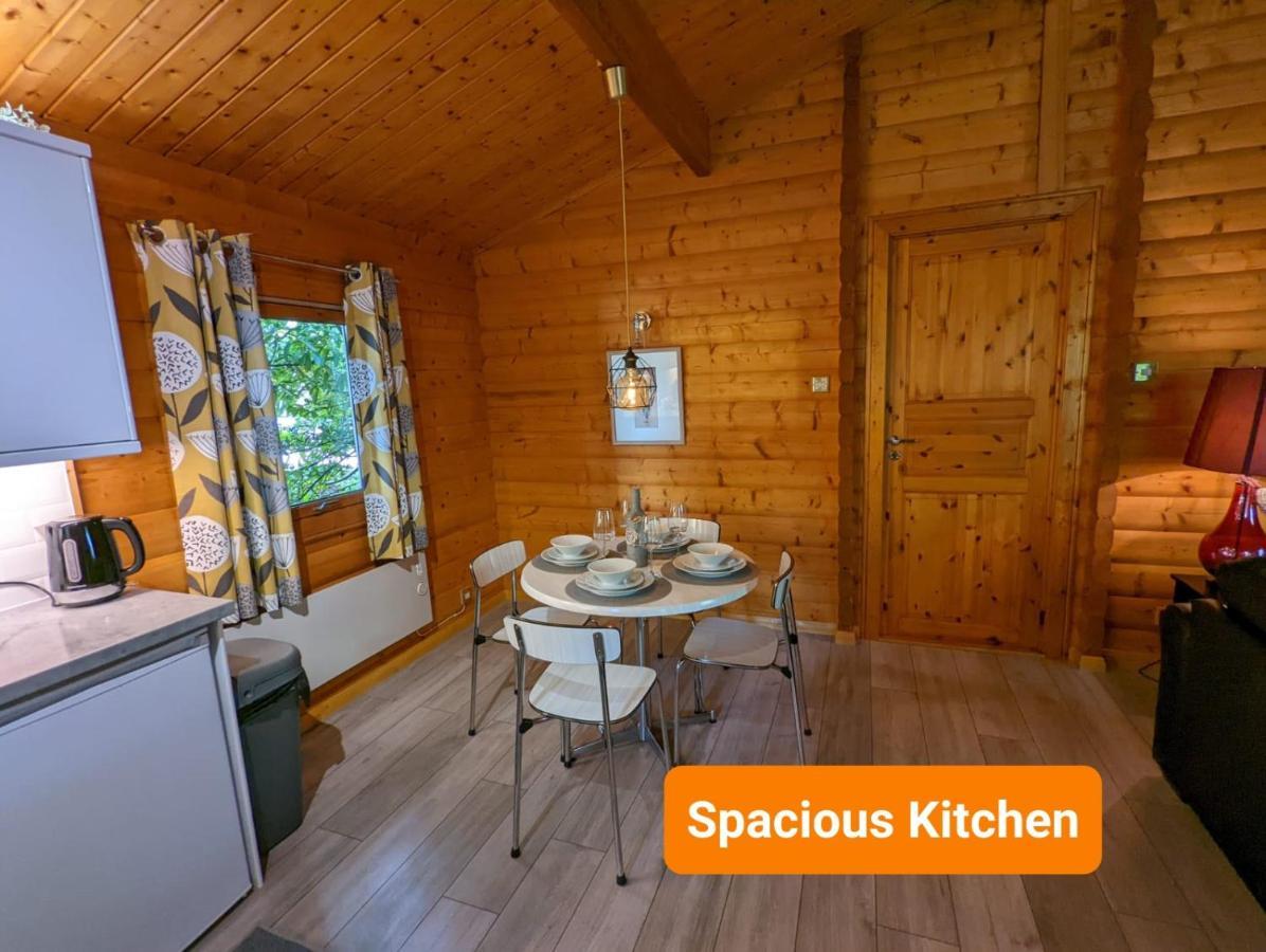 Pineshadow Lodge-Dog Friendly Kenwick Park Louth Louth  Ngoại thất bức ảnh