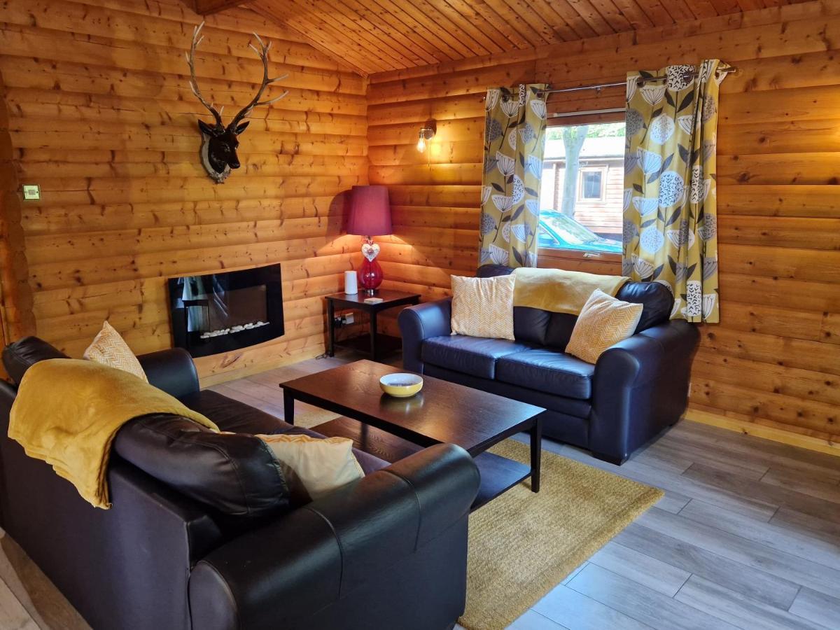Pineshadow Lodge-Dog Friendly Kenwick Park Louth Louth  Ngoại thất bức ảnh